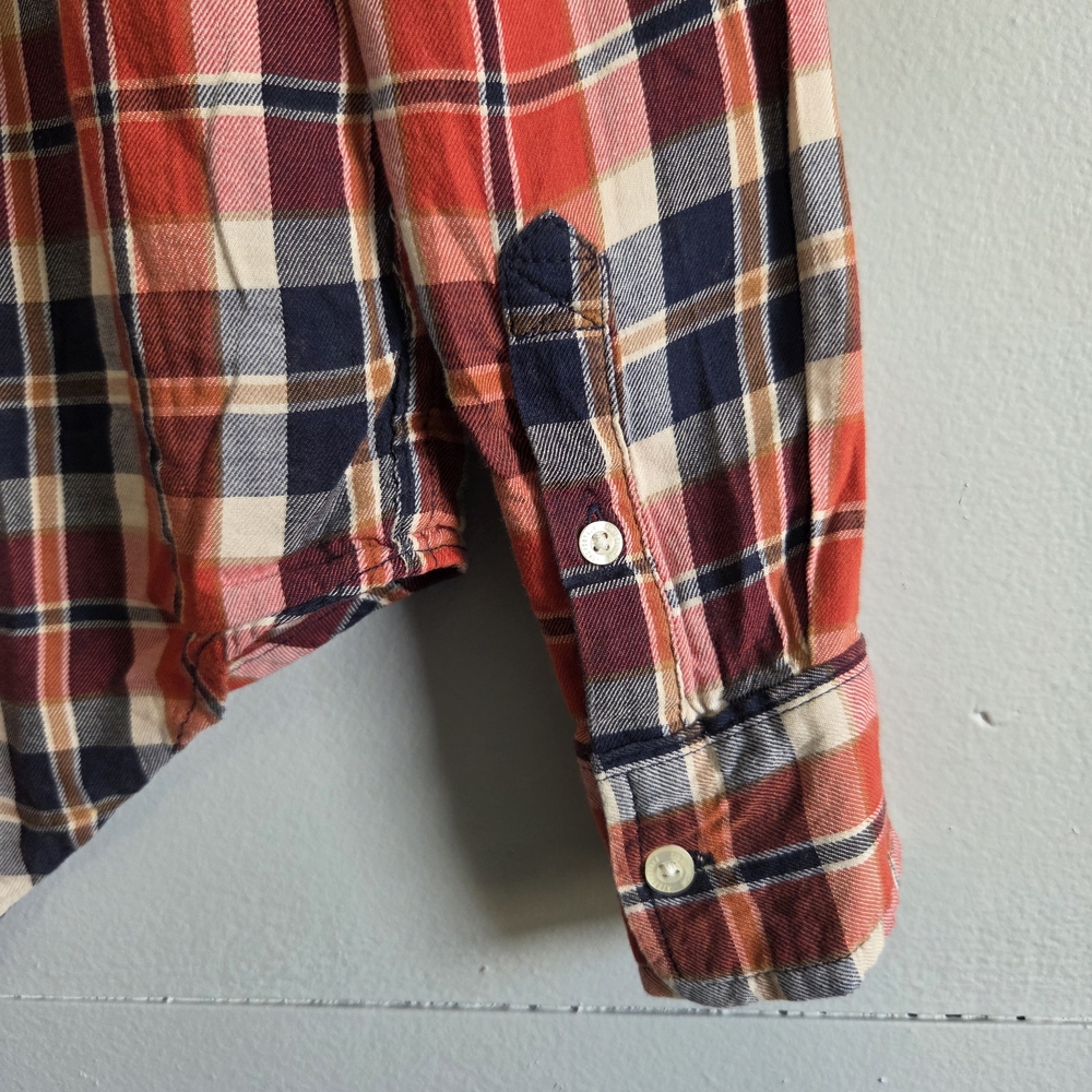Aeropostale Red and Navy Plaid Women's Button Down Shirt - Picture 5 of 6